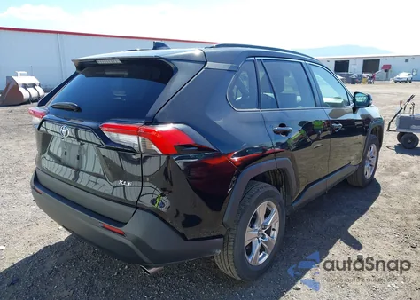 2023 Toyota Rav4 Xle из США, поврежденный, VIN 2T3W1RFV2PW277124